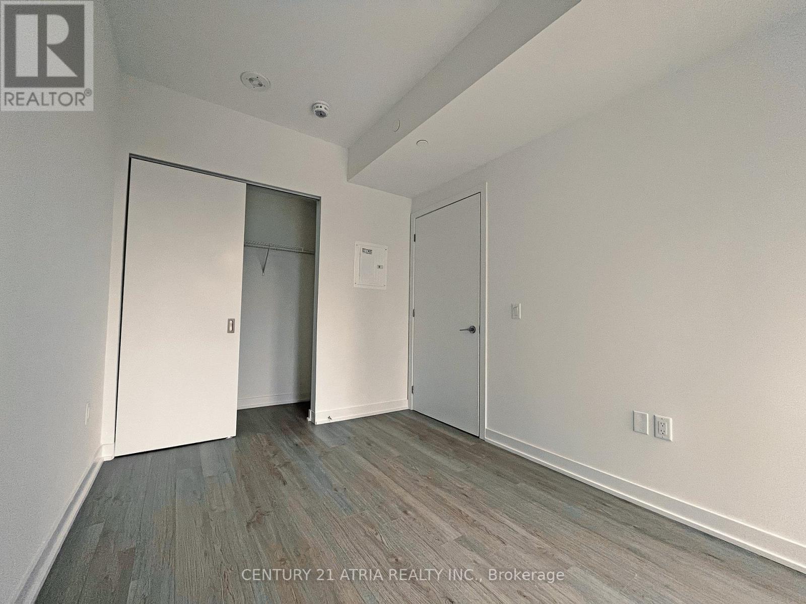1002 - 357 King Street W, Toronto, Ontario  M5V 0S7 - Photo 7 - C12213123
