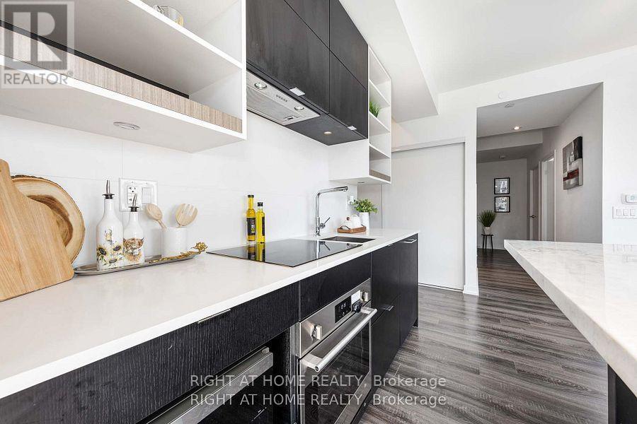 1303 - 20 Edward Street, Toronto, Ontario  M5G 0C5 - Photo 10 - C12213135