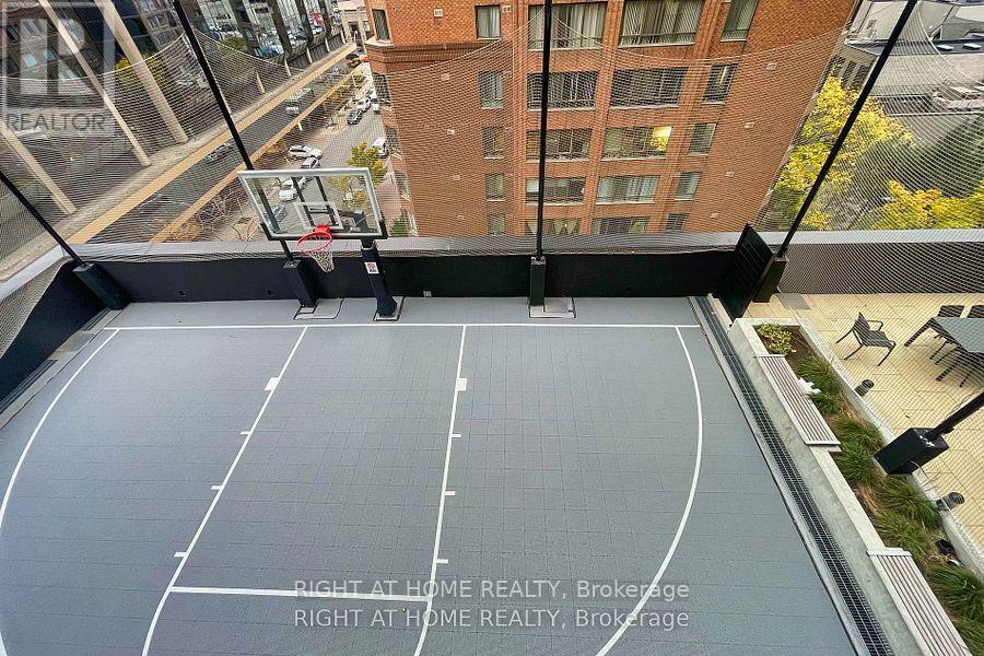 1303 - 20 Edward Street, Toronto, Ontario  M5G 0C5 - Photo 25 - C12213135