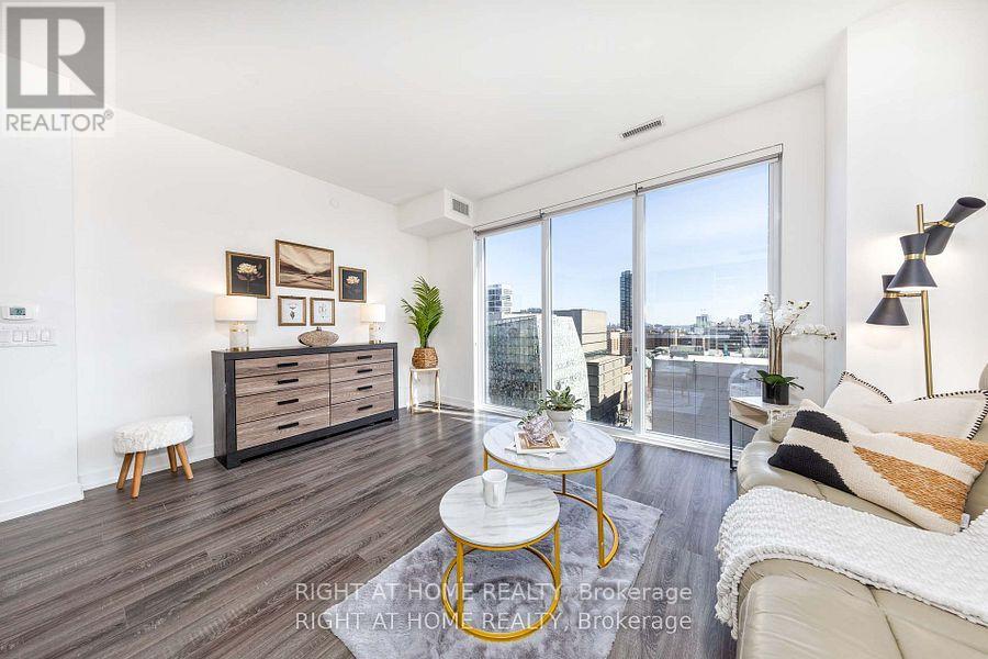 1303 - 20 Edward Street, Toronto, Ontario  M5G 0C5 - Photo 7 - C12213135