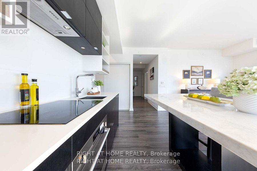 1303 - 20 Edward Street, Toronto, Ontario  M5G 0C5 - Photo 9 - C12213135