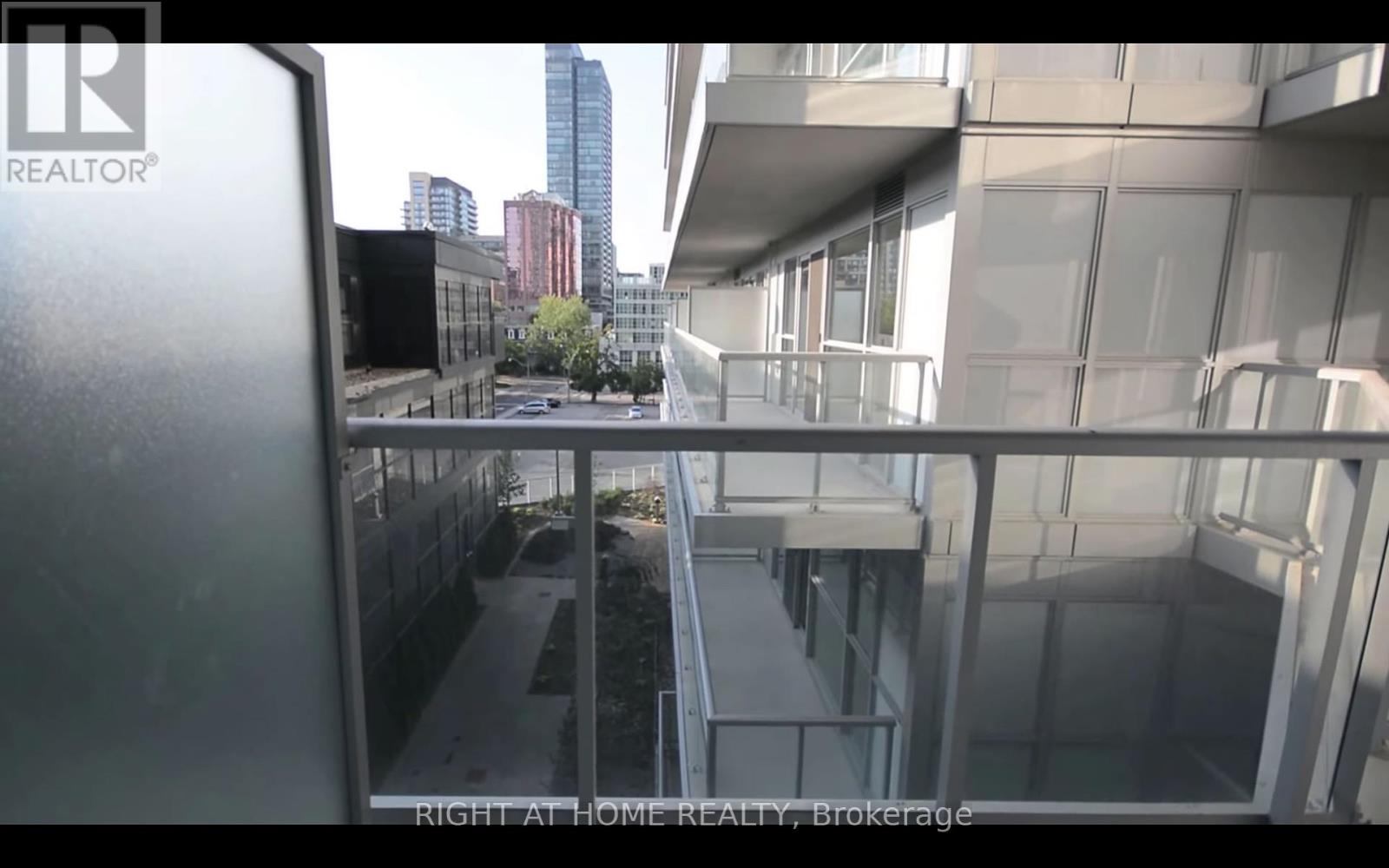 1110 - 352 Front Street W, Toronto, Ontario  M5V 0K3 - Photo 10 - C12213167