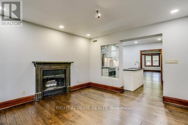 125 Bedford Park Avenue, Toronto, Ontario  M5M 1J2 - Photo 12 - C12213177