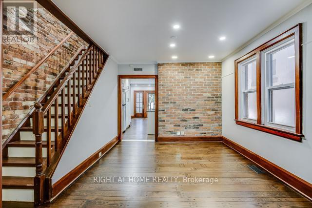 125 Bedford Park Avenue, Toronto, Ontario  M5M 1J2 - Photo 14 - C12213177