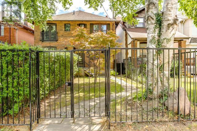 125 Bedford Park Avenue, Toronto, Ontario  M5M 1J2 - Photo 2 - C12213177