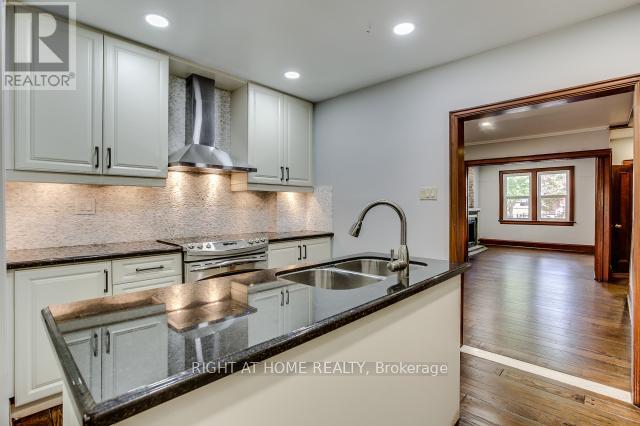 125 Bedford Park Avenue, Toronto, Ontario  M5M 1J2 - Photo 20 - C12213177