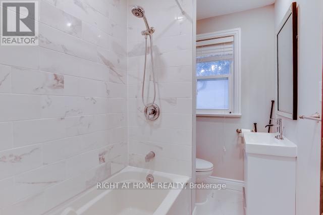 125 Bedford Park Avenue, Toronto, Ontario  M5M 1J2 - Photo 29 - C12213177