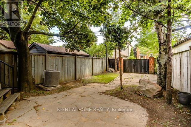 125 Bedford Park Avenue, Toronto, Ontario  M5M 1J2 - Photo 39 - C12213177