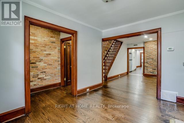 125 Bedford Park Avenue, Toronto, Ontario  M5M 1J2 - Photo 8 - C12213177