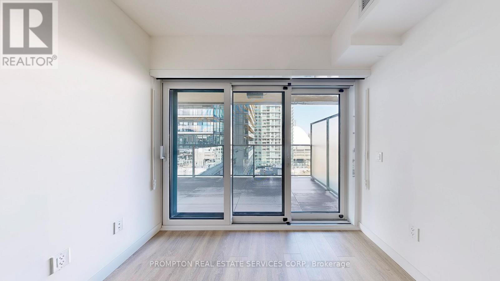 2606 - 3 Concord Cityplace Way, Toronto, Ontario  M5V 0X4 - Photo 20 - C12213189
