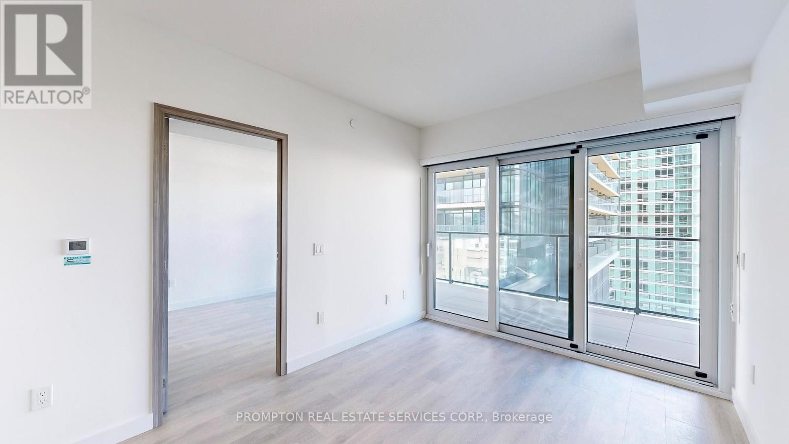 2606 - 3 Concord Cityplace Way, Toronto, Ontario  M5V 0X4 - Photo 21 - C12213189
