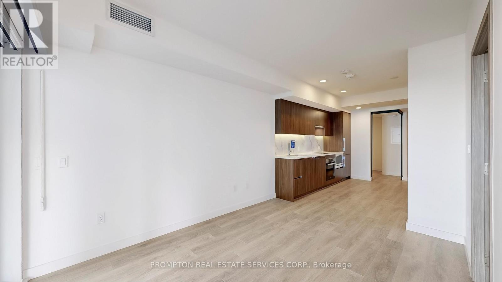 2606 - 3 Concord Cityplace Way, Toronto, Ontario  M5V 0X4 - Photo 23 - C12213189