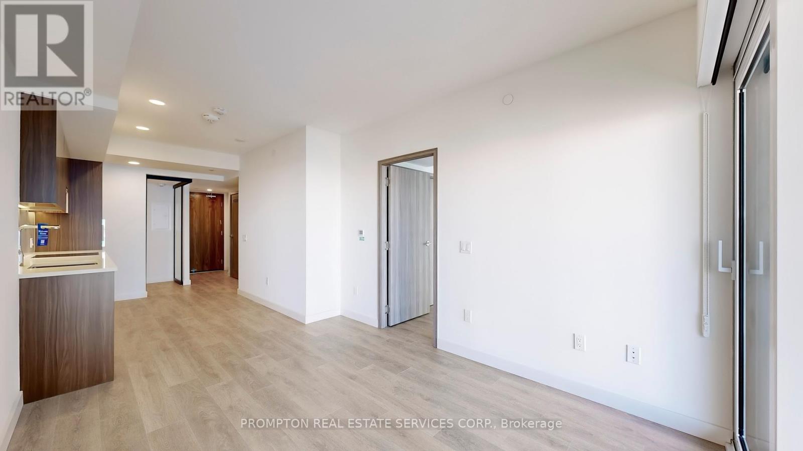 2606 - 3 Concord Cityplace Way, Toronto, Ontario  M5V 0X4 - Photo 24 - C12213189