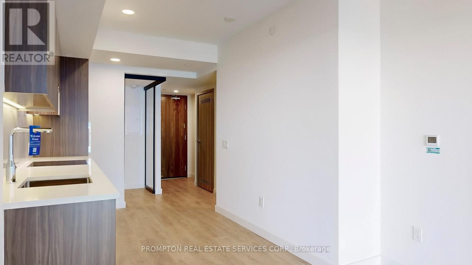 2606 - 3 Concord Cityplace Way, Toronto, Ontario  M5V 0X4 - Photo 26 - C12213189