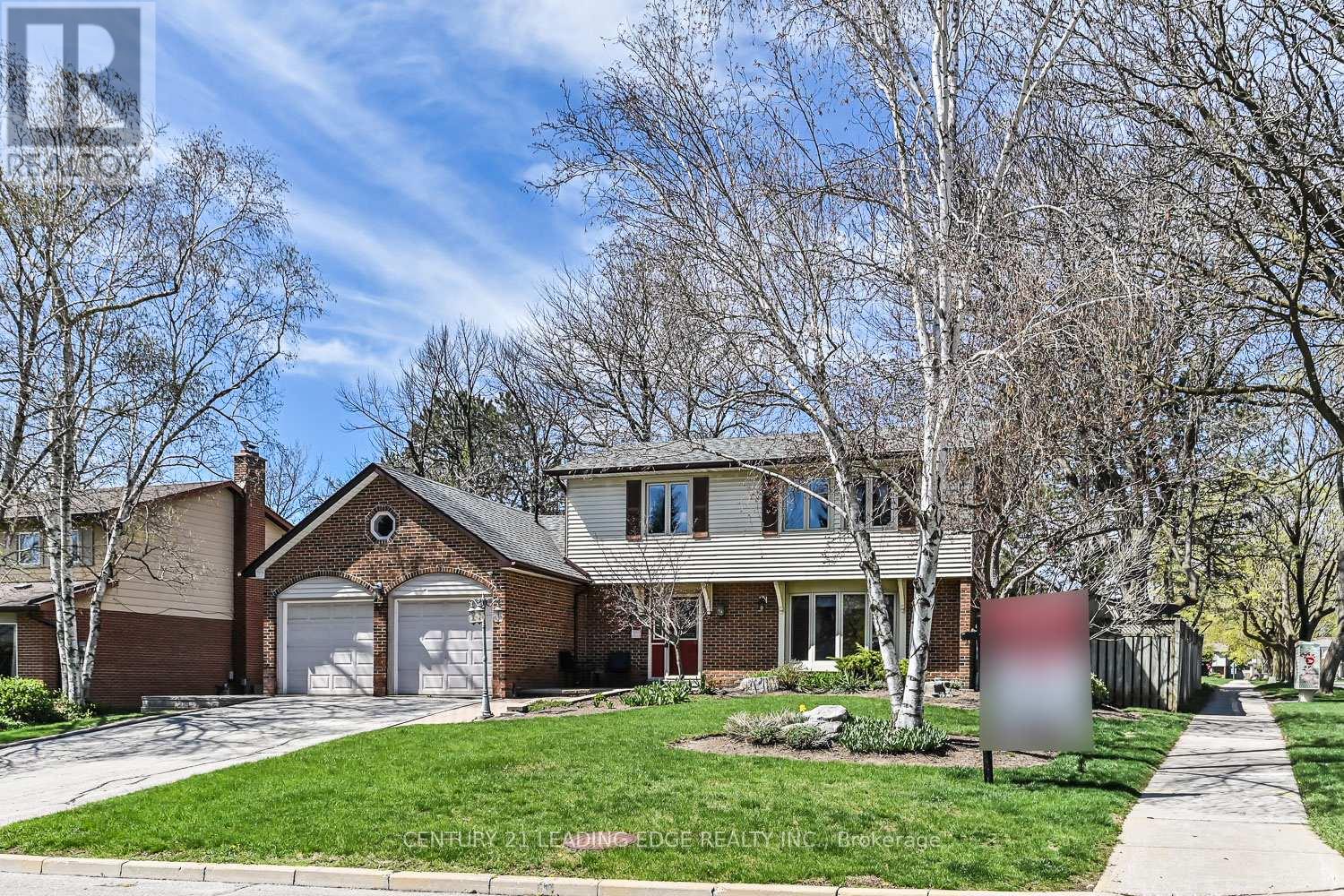 50 Sir Gawaine Place, Markham, Ontario  L3P 3A2 - Photo 2 - N12115374