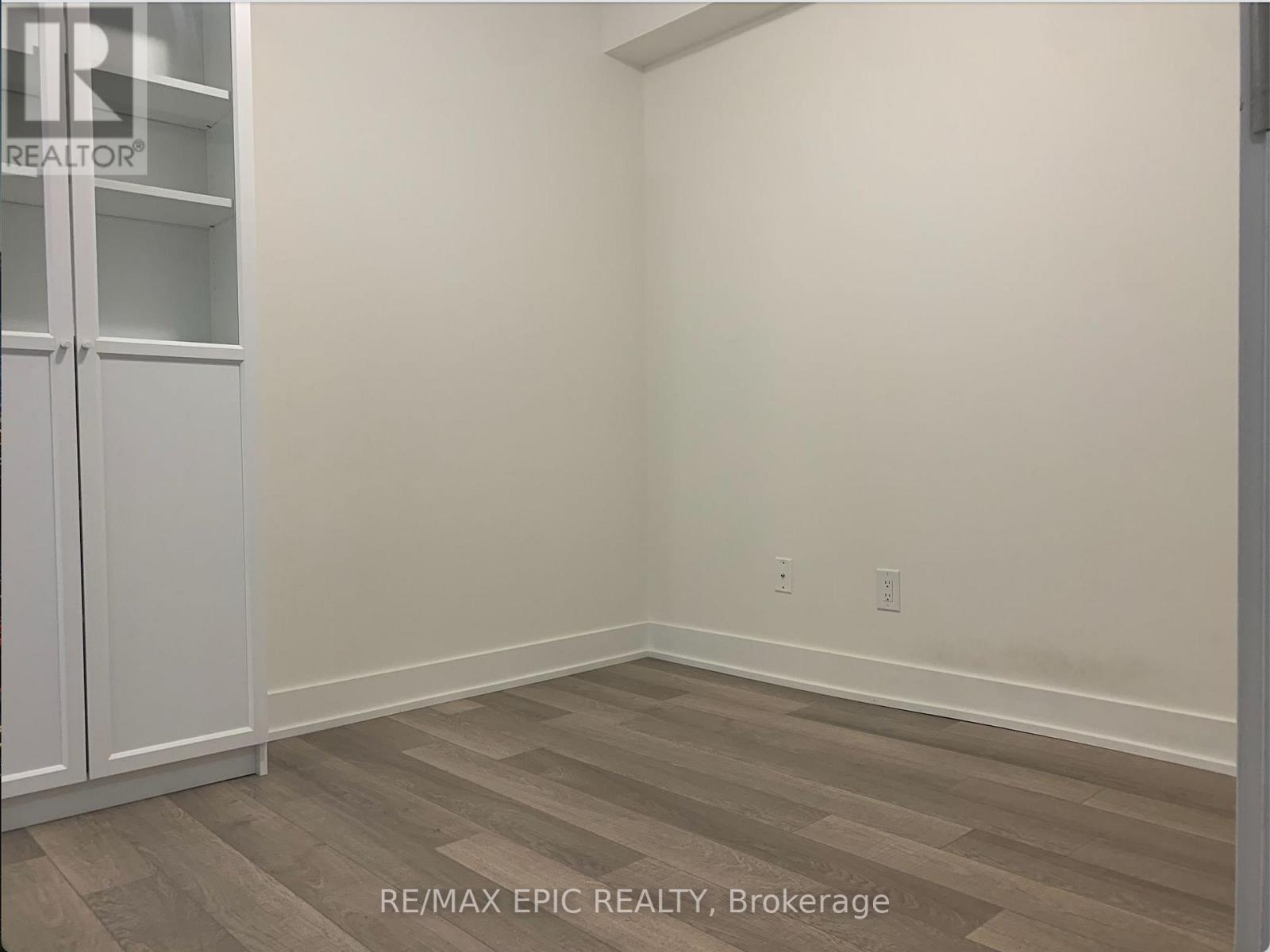 510 - 318 Richmond Street W, Toronto, Ontario  M5V 0B4 - Photo 12 - C12213194