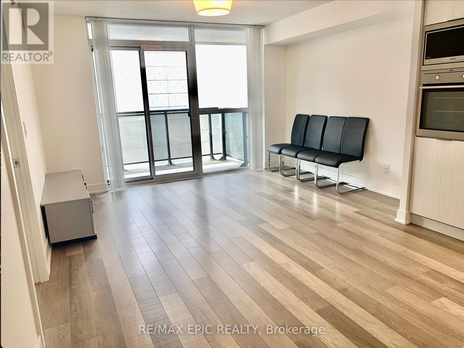 510 - 318 Richmond Street W, Toronto, Ontario  M5V 0B4 - Photo 7 - C12213194