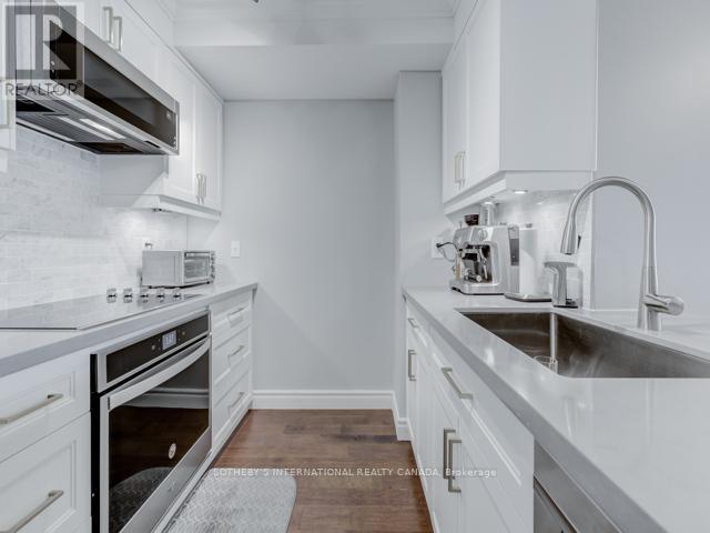 2608 - 10 Yonge Street, Toronto, Ontario  M5E 1R4 - Photo 11 - C12213236