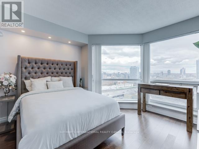 2608 - 10 Yonge Street, Toronto, Ontario  M5E 1R4 - Photo 13 - C12213236