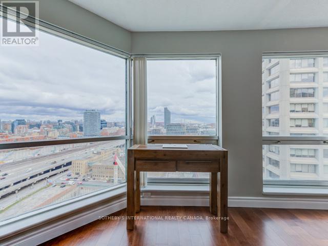 2608 - 10 Yonge Street, Toronto, Ontario  M5E 1R4 - Photo 16 - C12213236