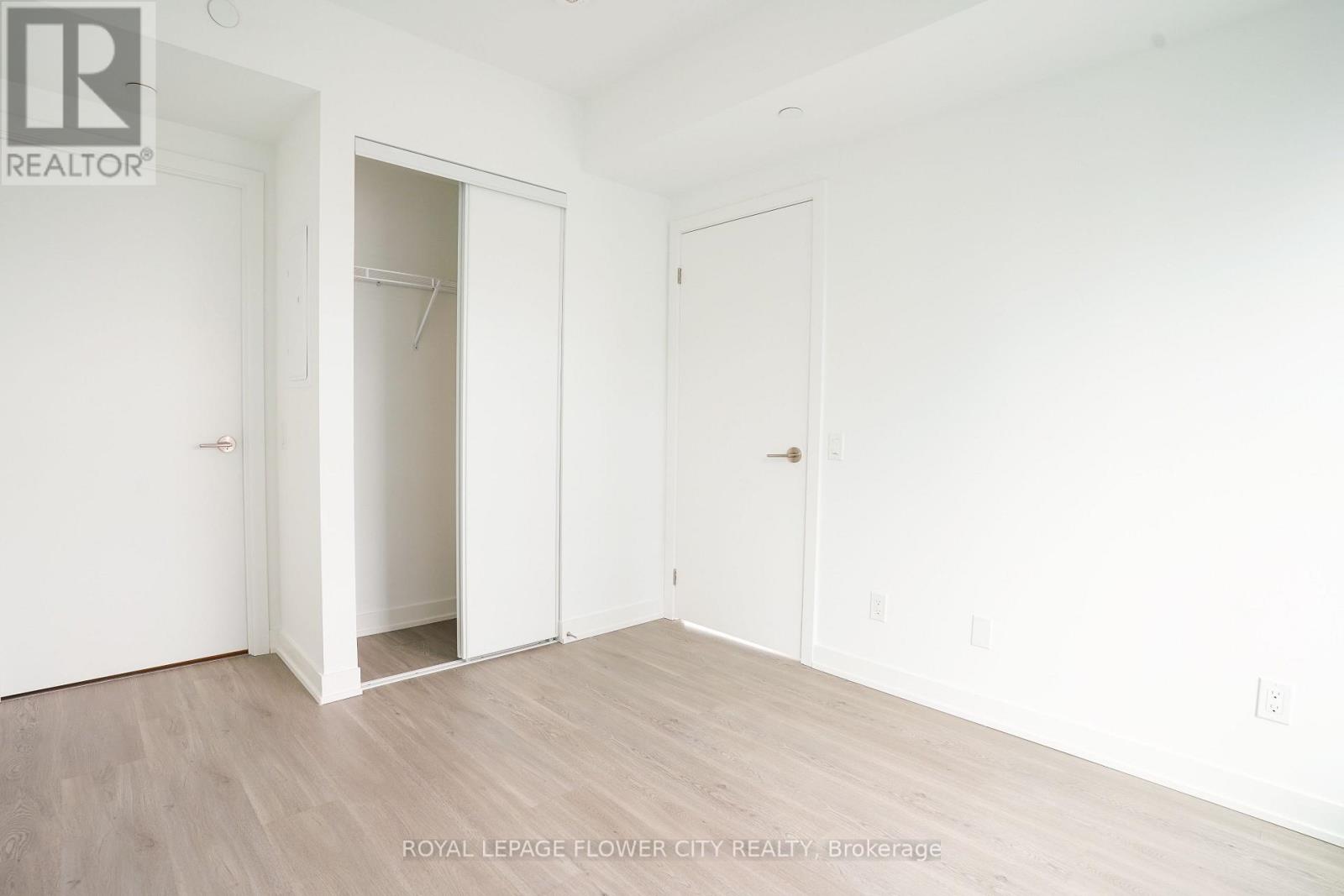 3903 - 8 Wellesley Street W, Toronto, Ontario  M4Y 0J5 - Photo 11 - C12213248