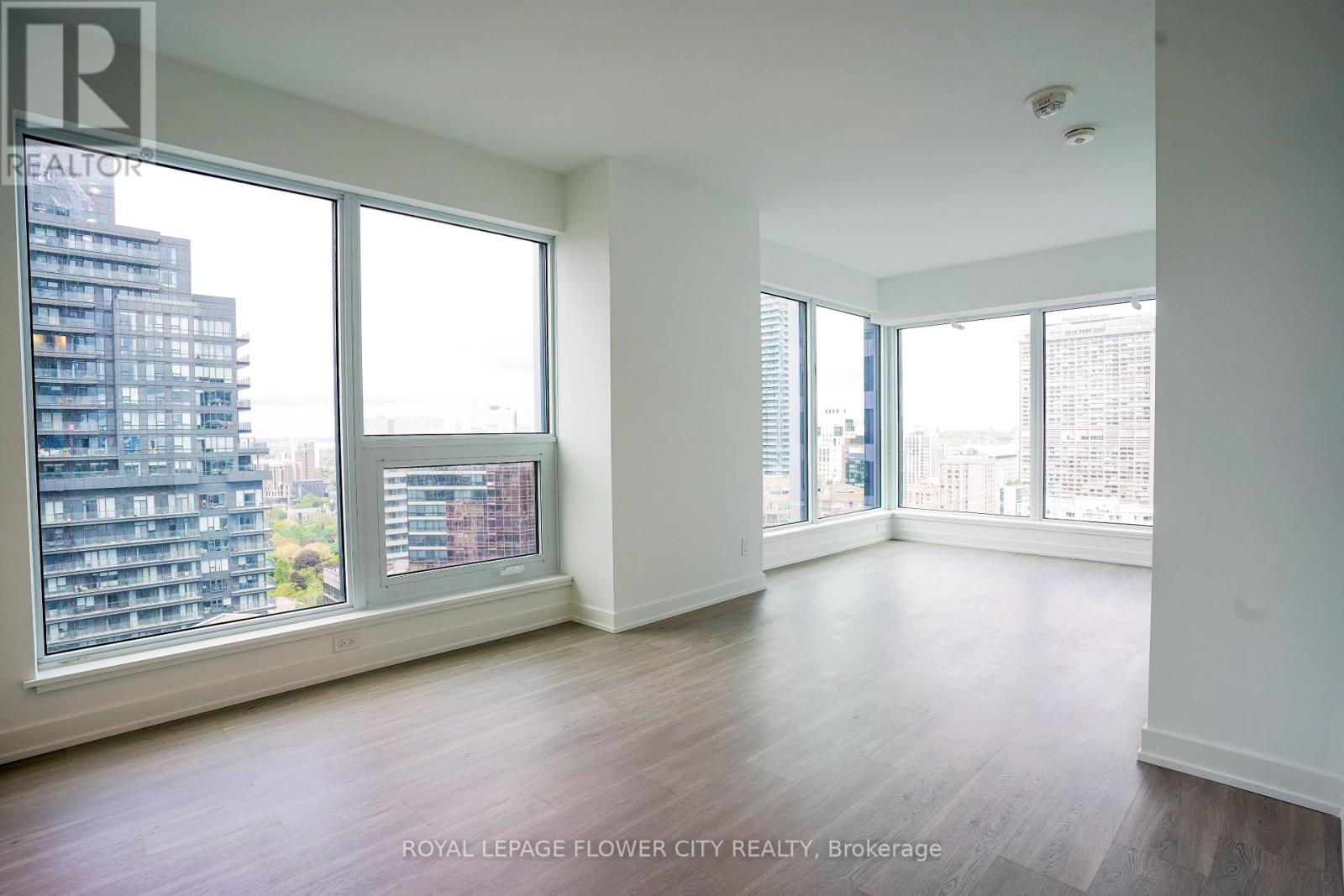 3903 - 8 Wellesley Street W, Toronto, Ontario  M4Y 0J5 - Photo 7 - C12213248