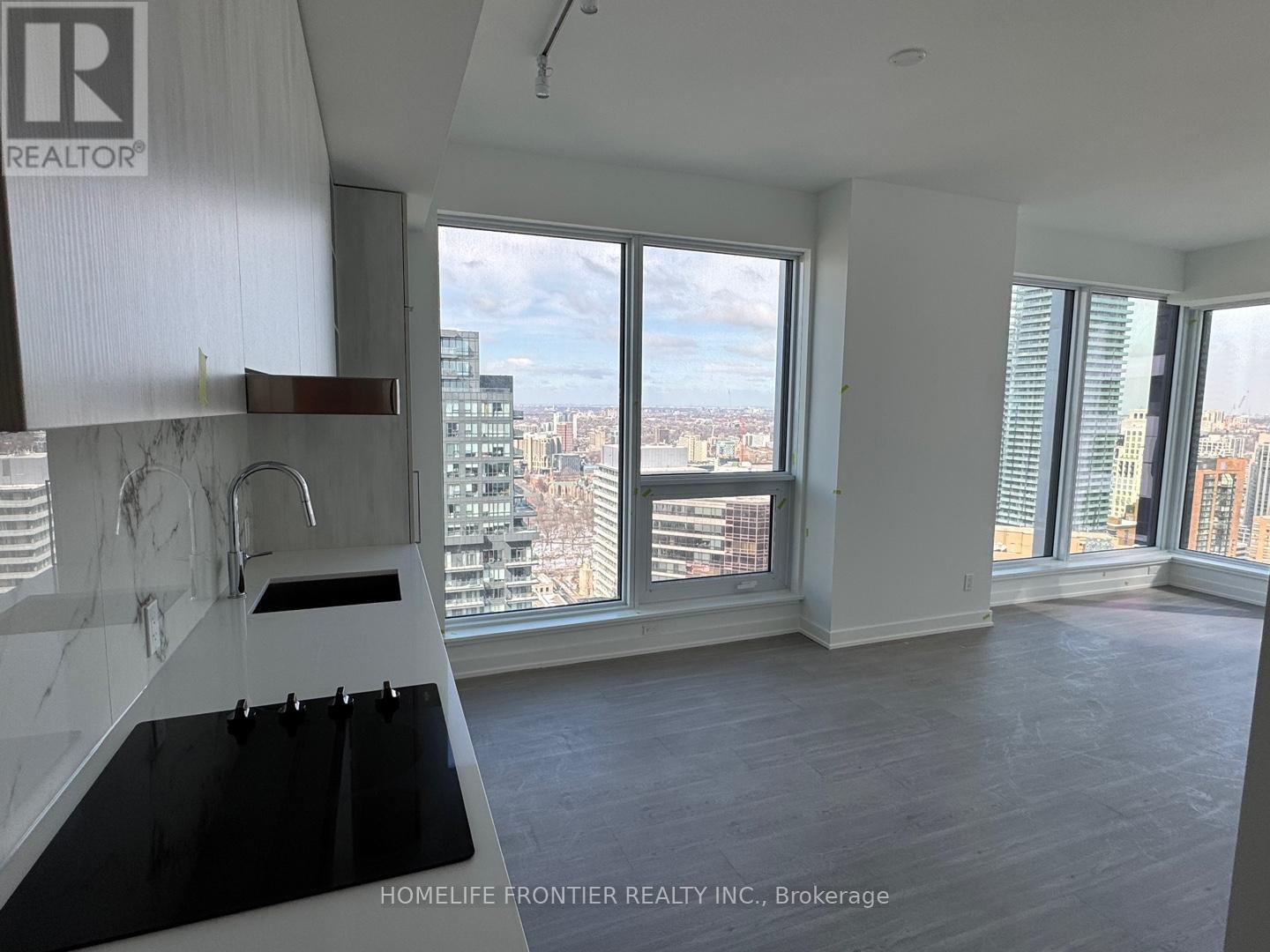 4603 - 8 Wellesley Street W, Toronto, Ontario  M4Y 0J5 - Photo 3 - C12213297