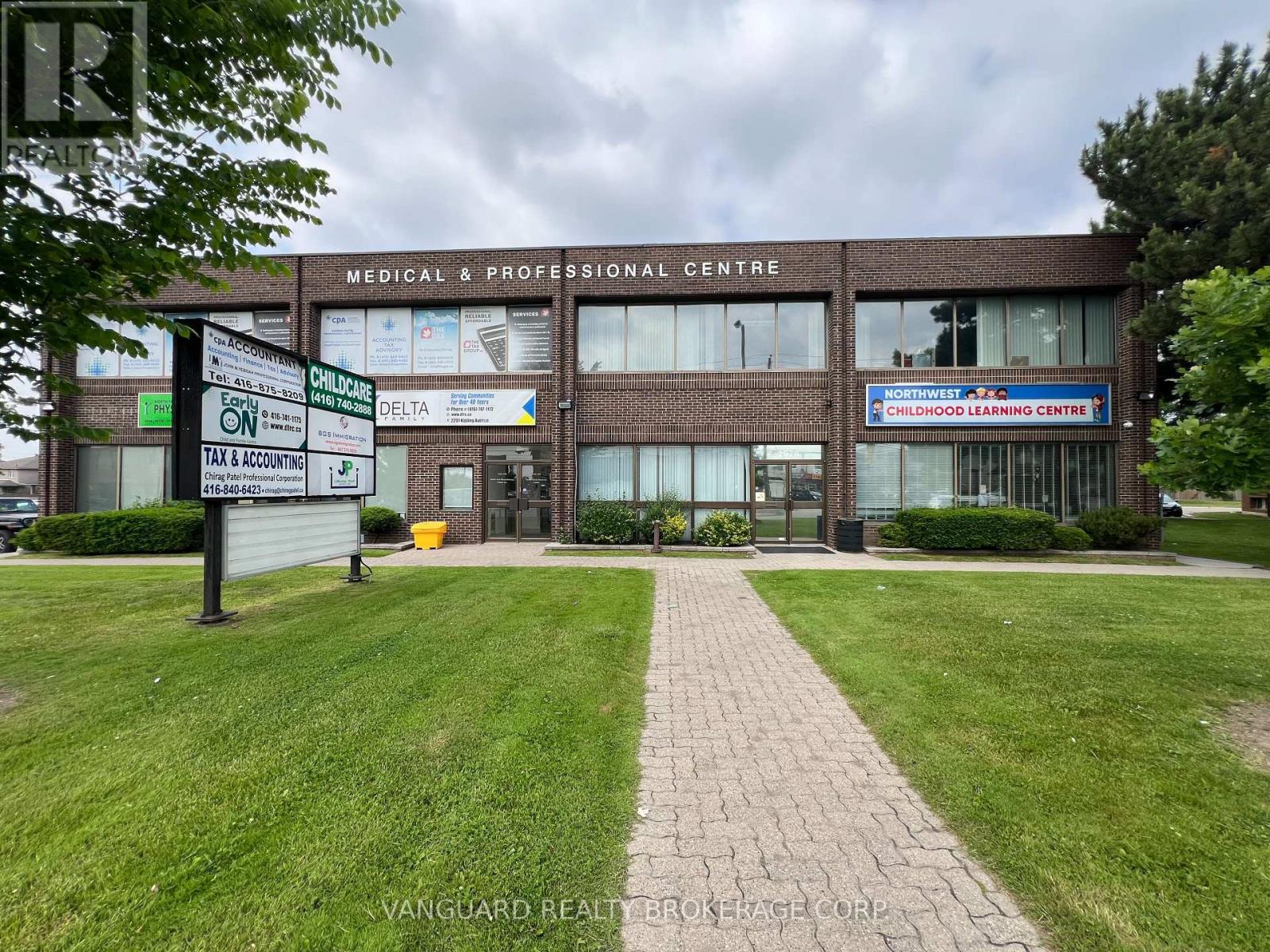 203 - 2978 Islington Avenue, Toronto, Ontario  M9L 2K6 - Photo 3 - W12074272