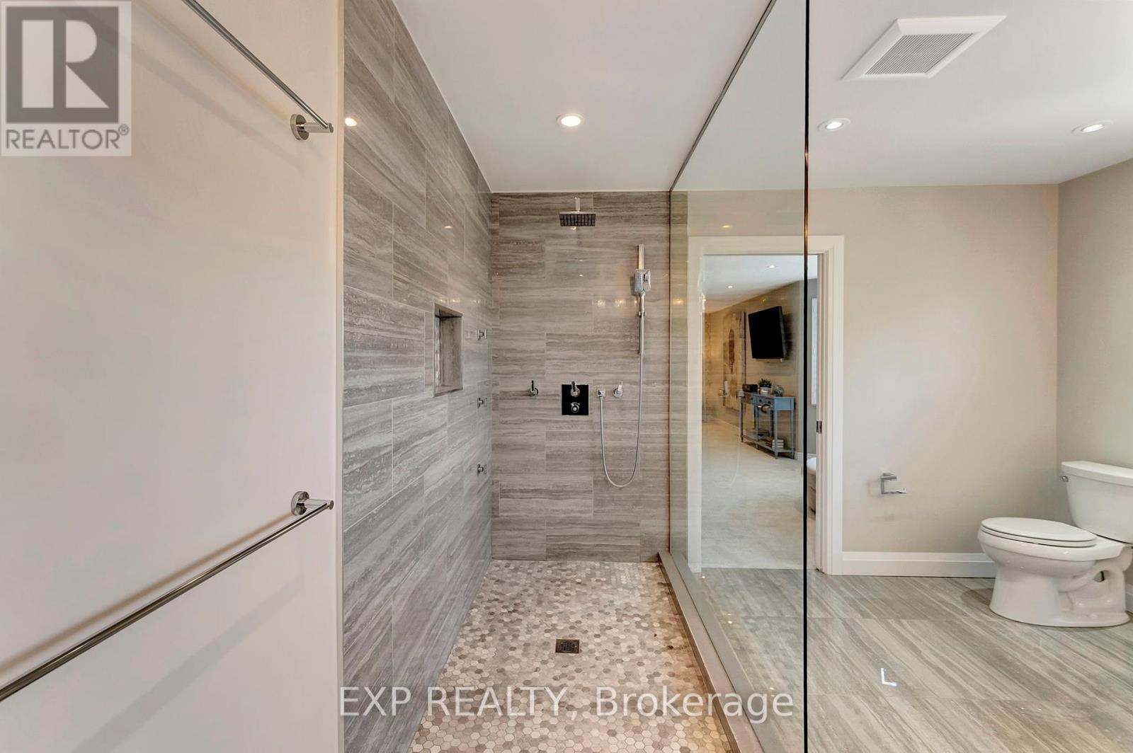 1399 Winterberry Drive, Burlington, Ontario  L7P 4T3 - Photo 30 - W12181569