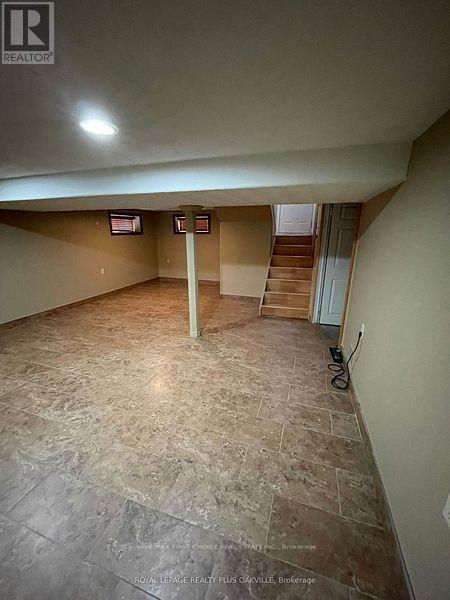 22 Bevan Court, Hamilton, Ontario  L8K 4R1 - Photo 29 - X12210843