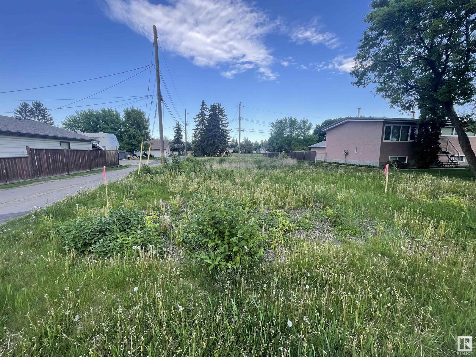 11021 159 St Nw, Edmonton, Alberta  T5P 3C2 - Photo 3 - E4441718