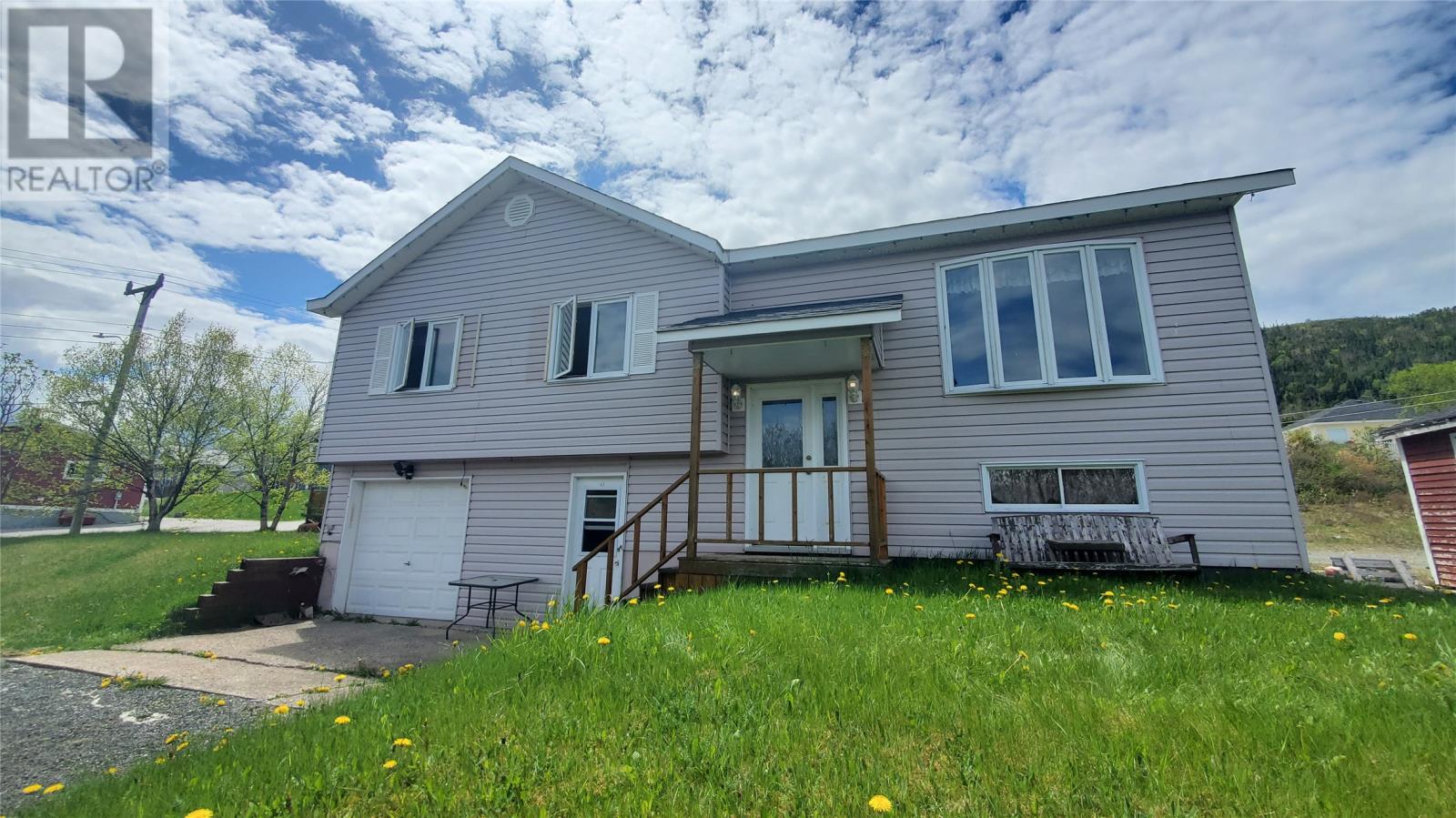 8 Church Lane, Woody Point, Newfoundland & Labrador
