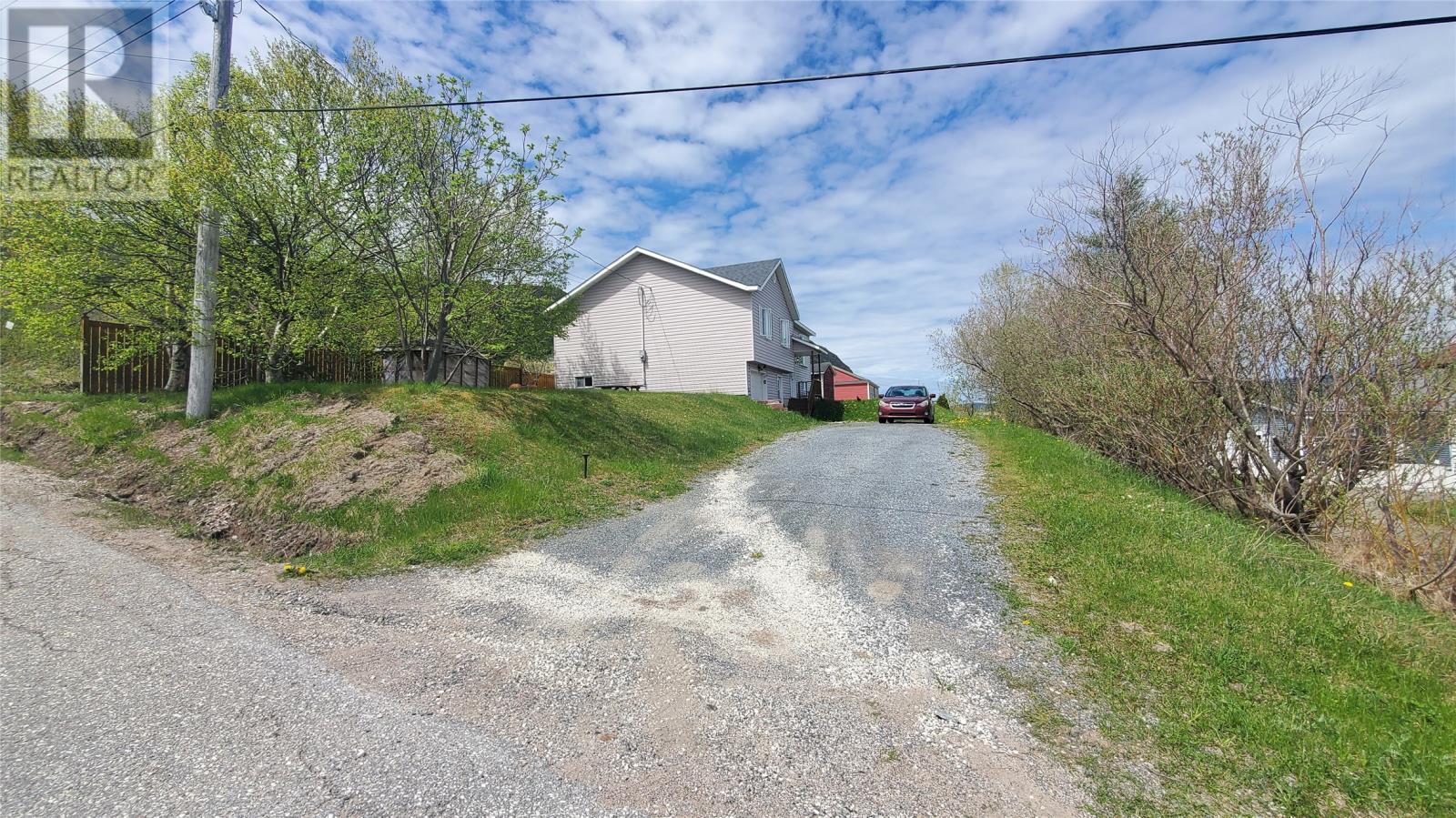 8 Church Lane, Woody Point, Newfoundland & Labrador   - Photo 4 - 1285998