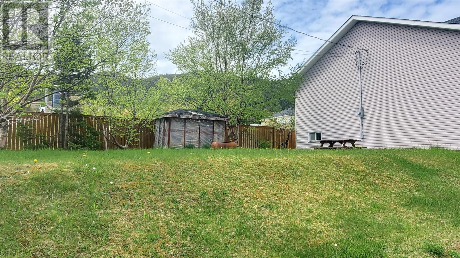 8 Church Lane, Woody Point, Newfoundland & Labrador   - Photo 6 - 1285998