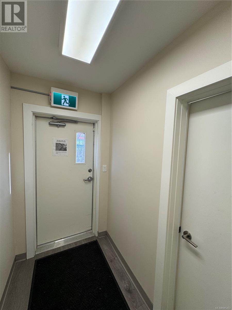 102 549 Haliburton St, Nanaimo, British Columbia  V9R 4W4 - Photo 19 - 985453