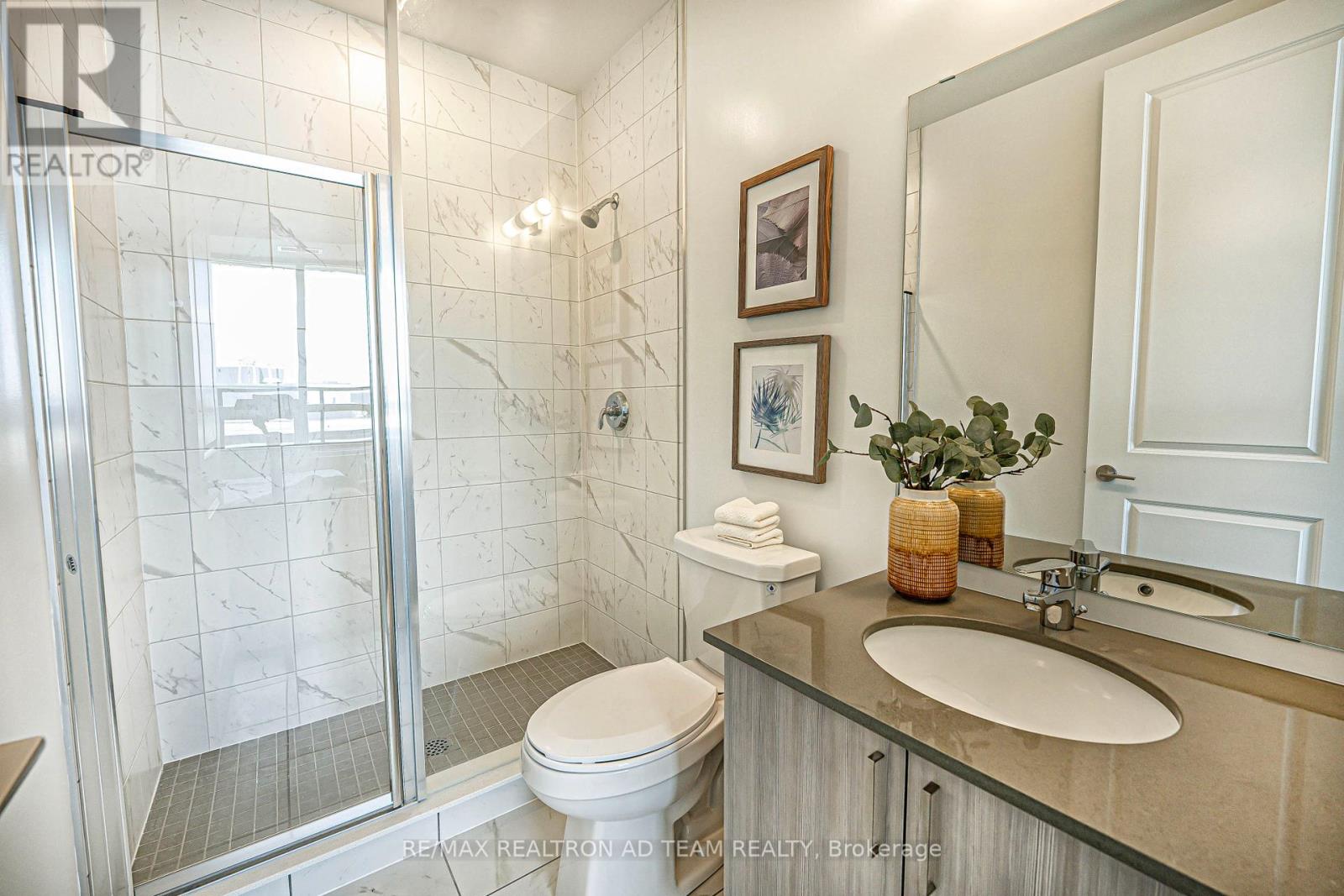 3004 - 1435 Celebration Drive, Pickering, Ontario  L1W 0C4 - Photo 15 - E12213046