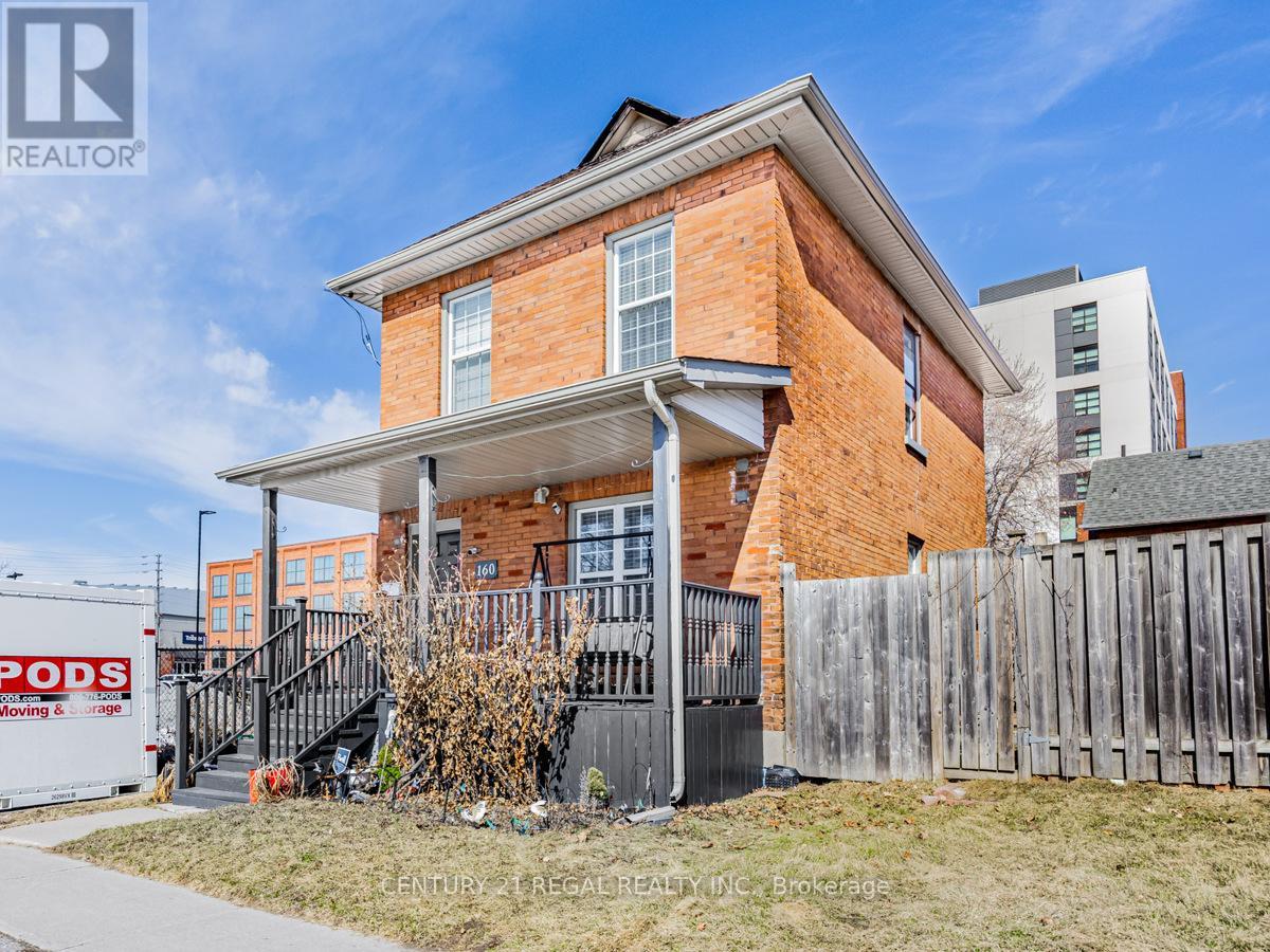 160 Bruce Street, Oshawa, Ontario  L1H 1R2 - Photo 3 - E12213103