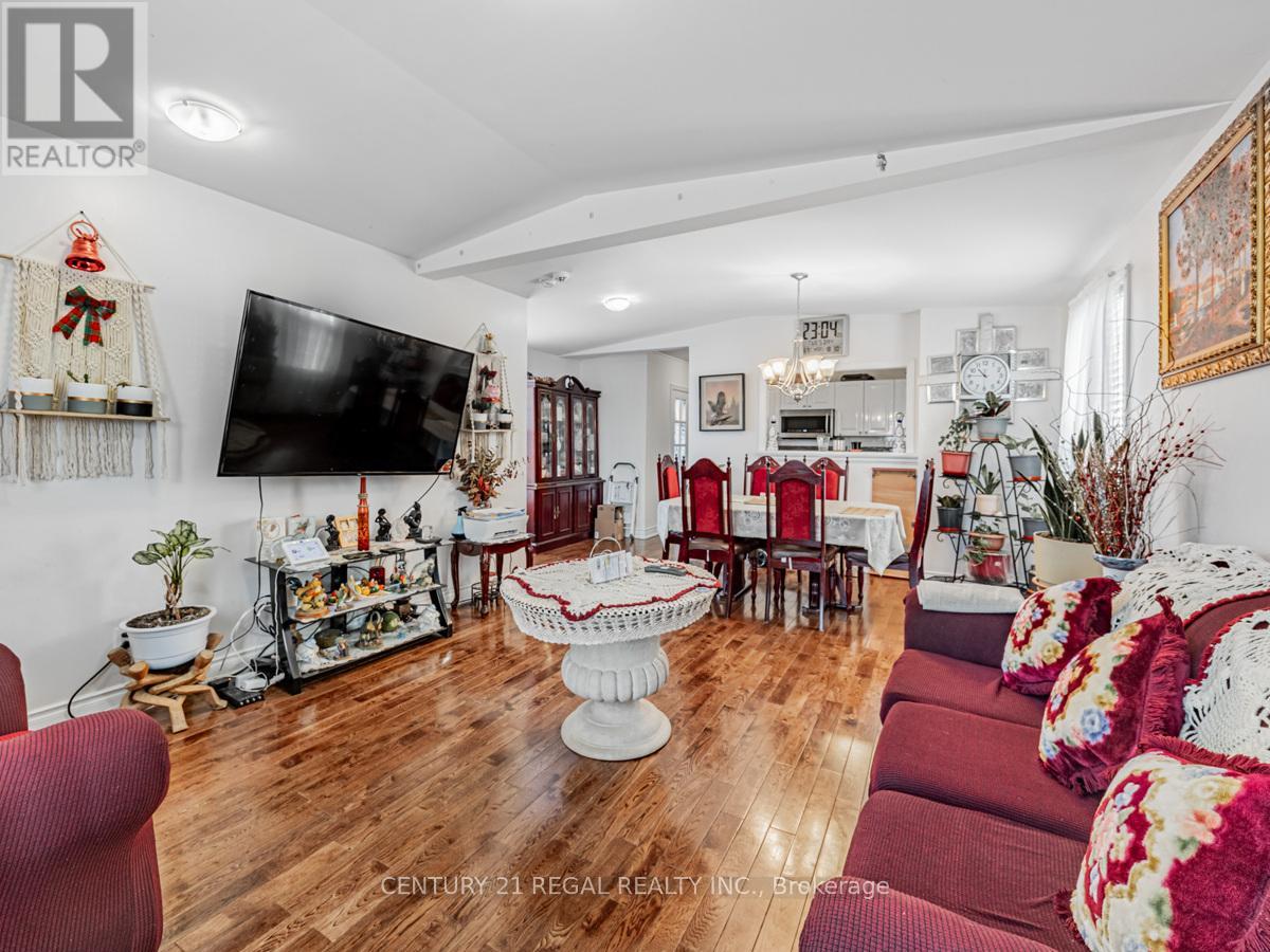 160 Bruce Street, Oshawa, Ontario  L1H 1R2 - Photo 6 - E12213103