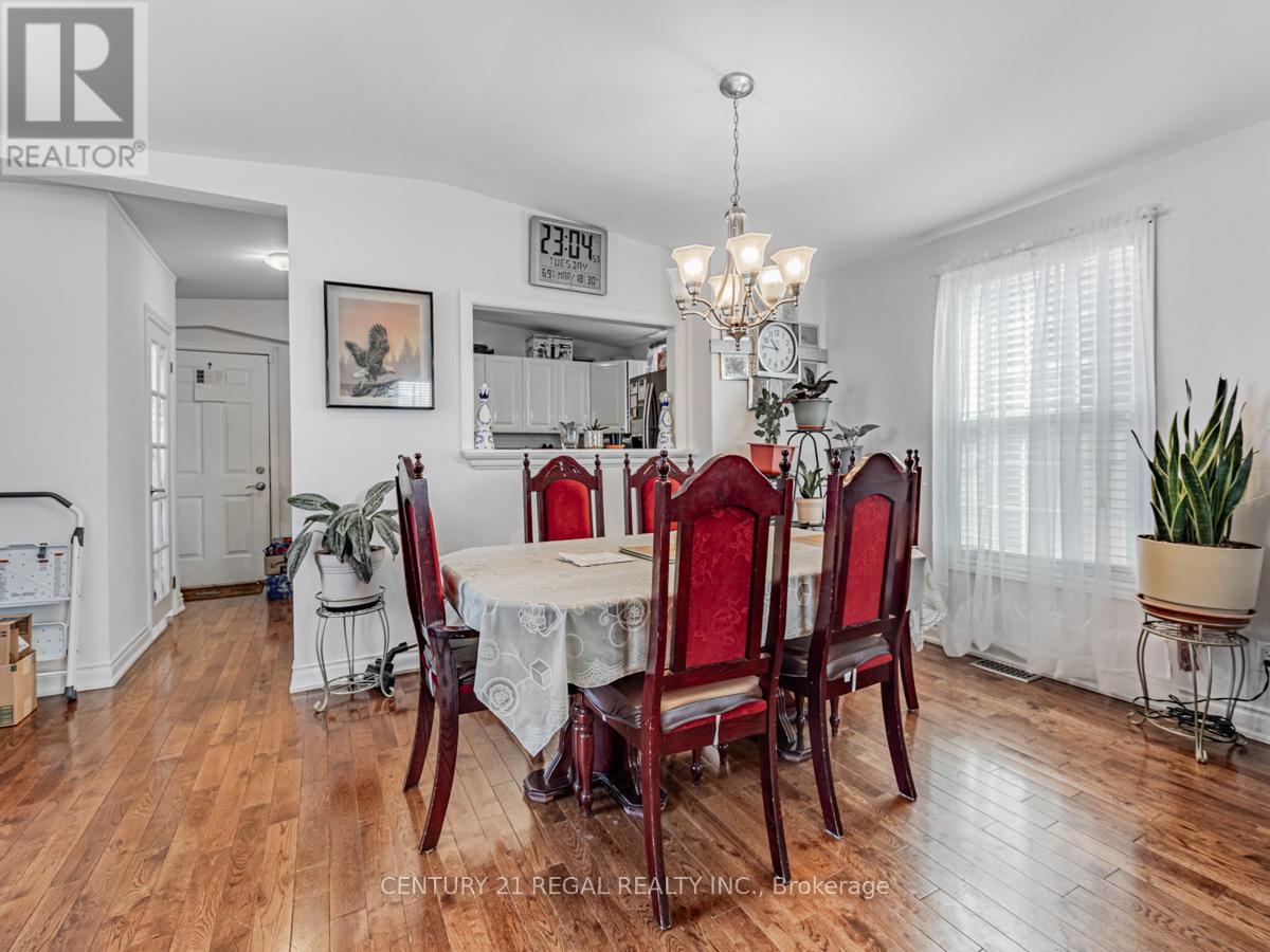 160 Bruce Street, Oshawa, Ontario  L1H 1R2 - Photo 8 - E12213103