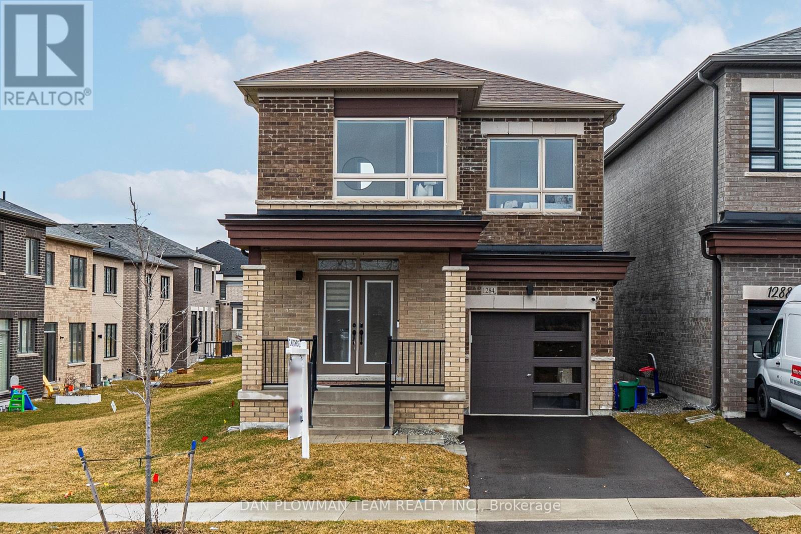 1284 KLONDIKE DRIVE, Oshawa, Ontario