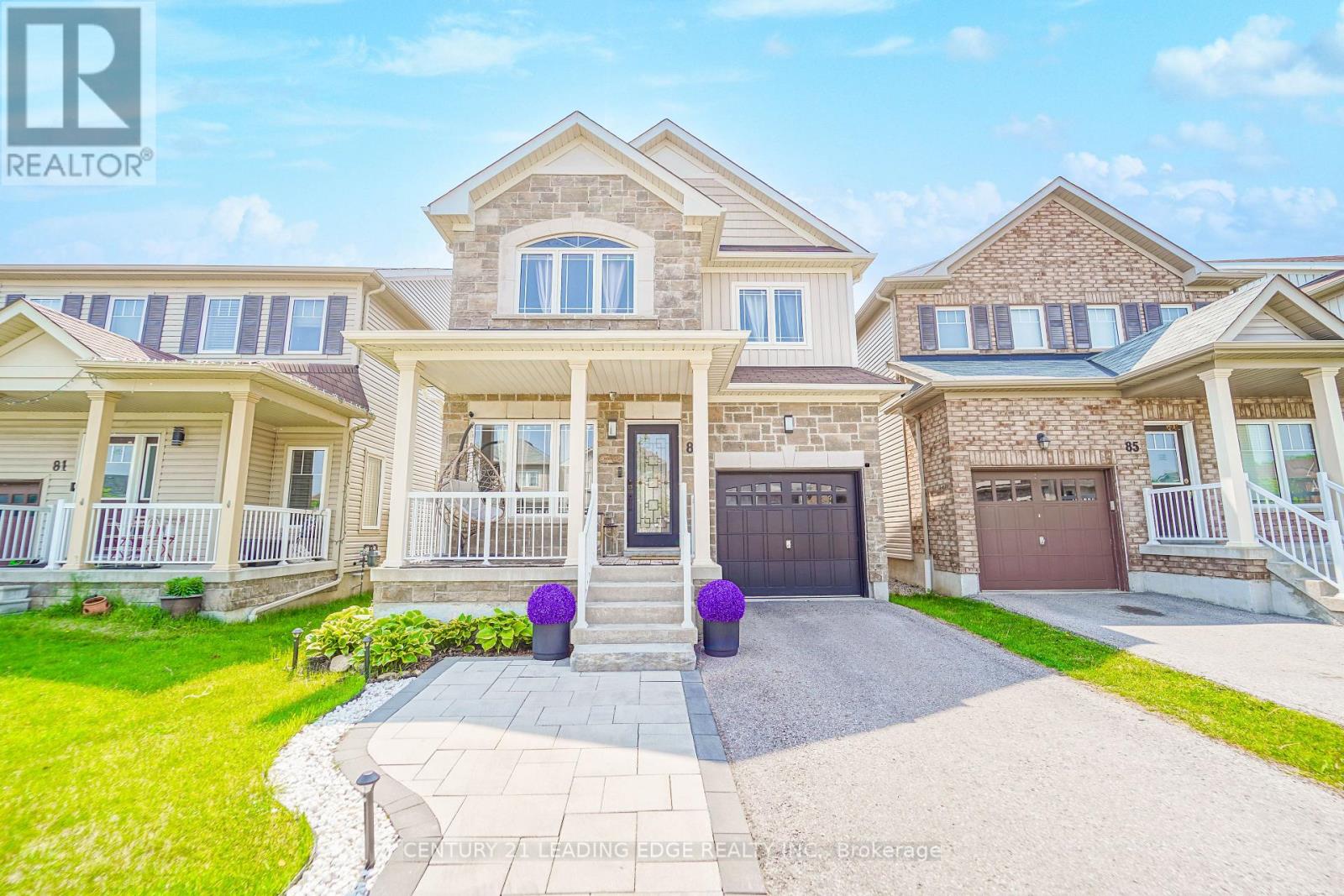 83 Mantz Crescent, Whitby, Ontario  L1R 0L2 - Photo 3 - E12213190