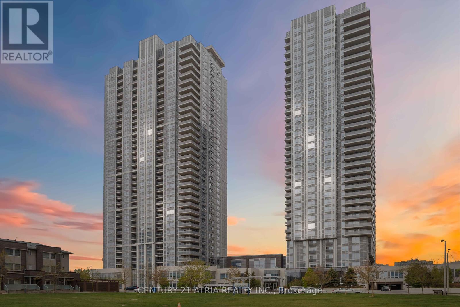 717 - 275 VILLAGE GREEN SQUARE, Toronto, Ontario