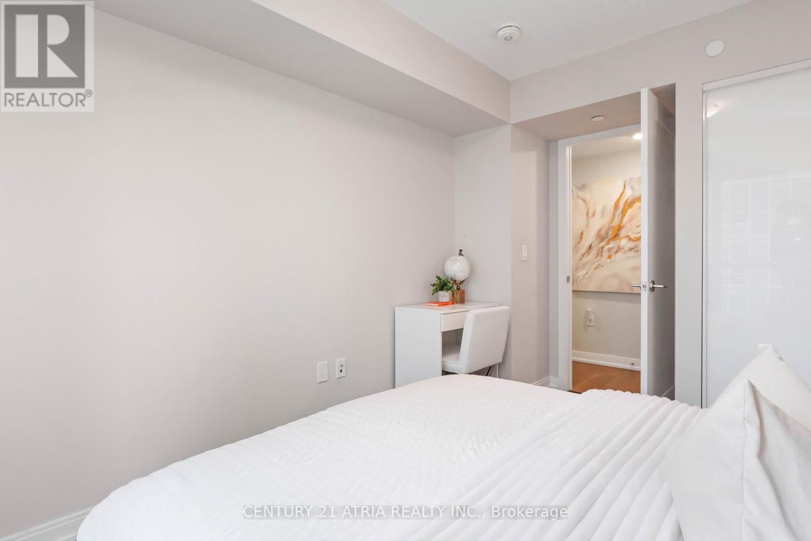 717 - 275 Village Green Square, Toronto, Ontario  M1S 0L8 - Photo 19 - E12213272