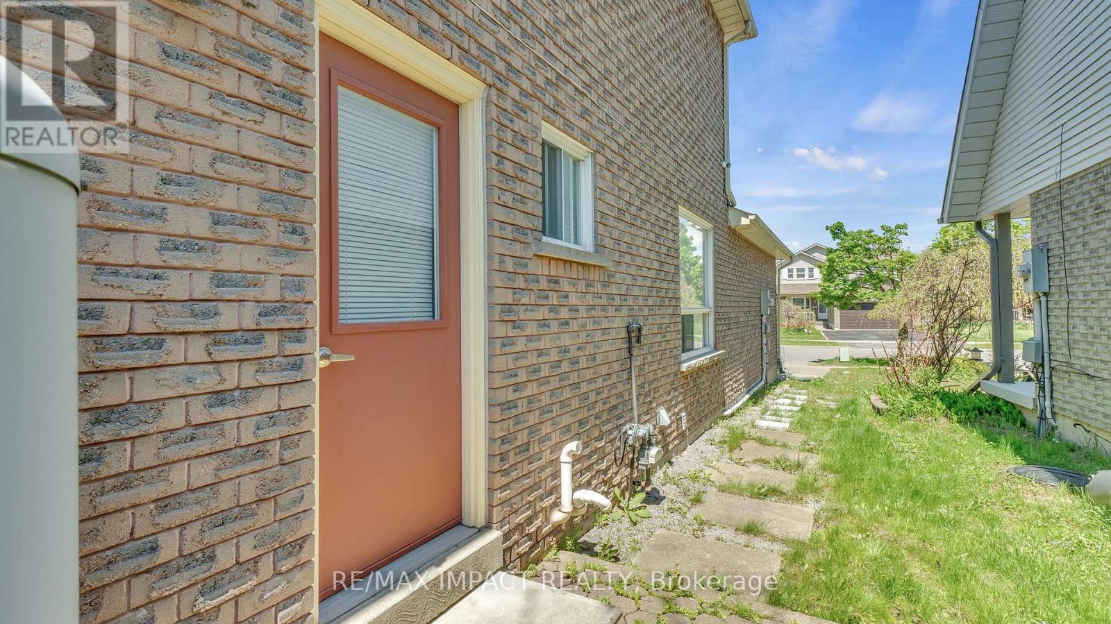 1 Beechnut Crescent, Clarington, Ontario  L1E 1Y5 - Photo 10 - E12213284