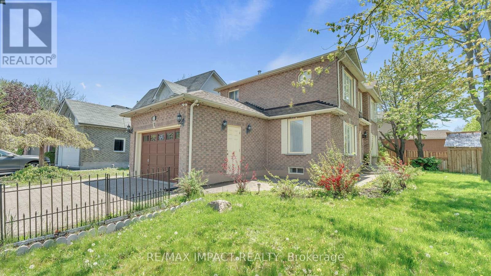 1 Beechnut Crescent, Clarington, Ontario  L1E 1Y5 - Photo 2 - E12213284