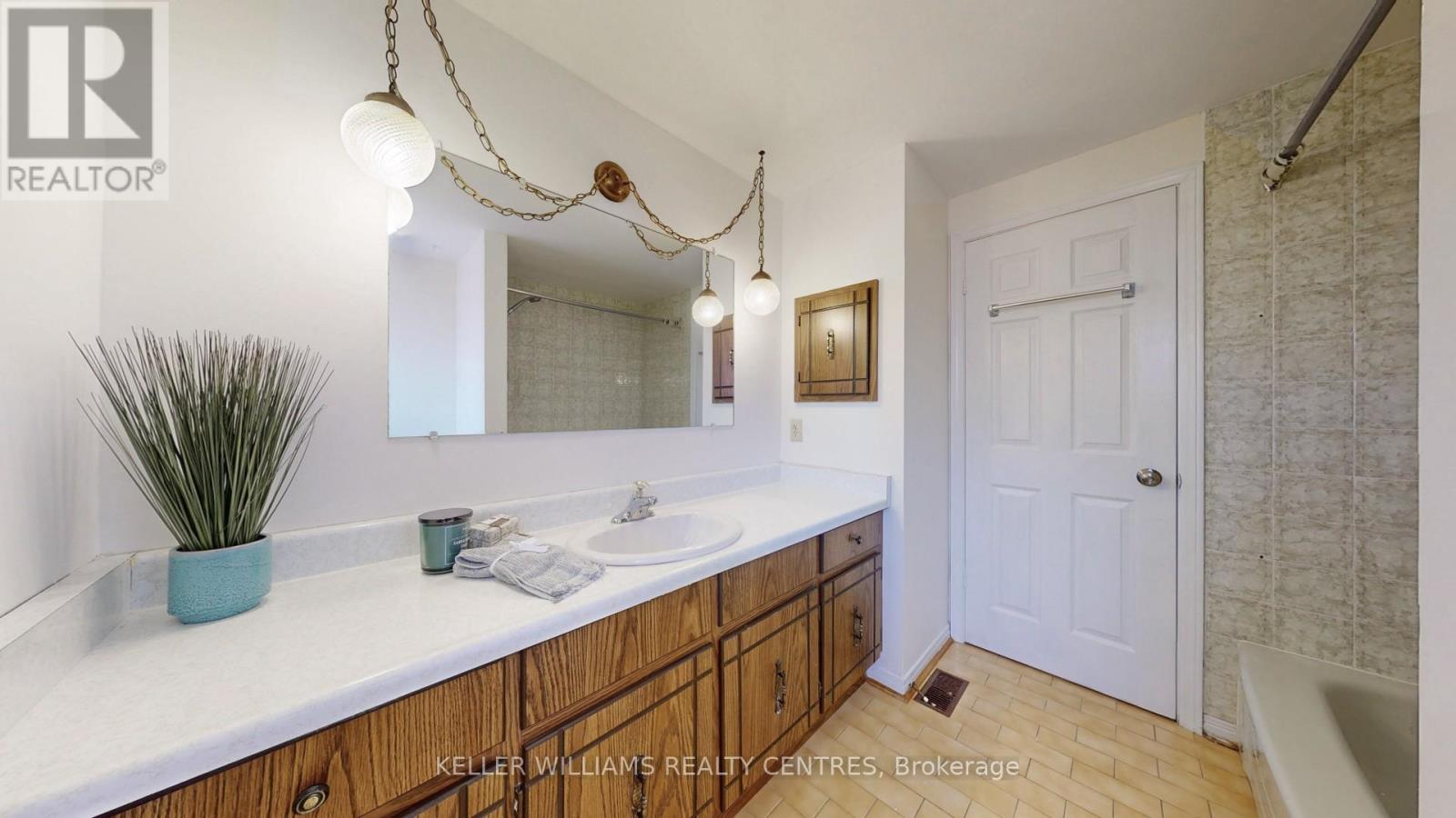 375 Huntsmill Boulevard, Toronto, Ontario  M1W 3R8 - Photo 34 - E12213286