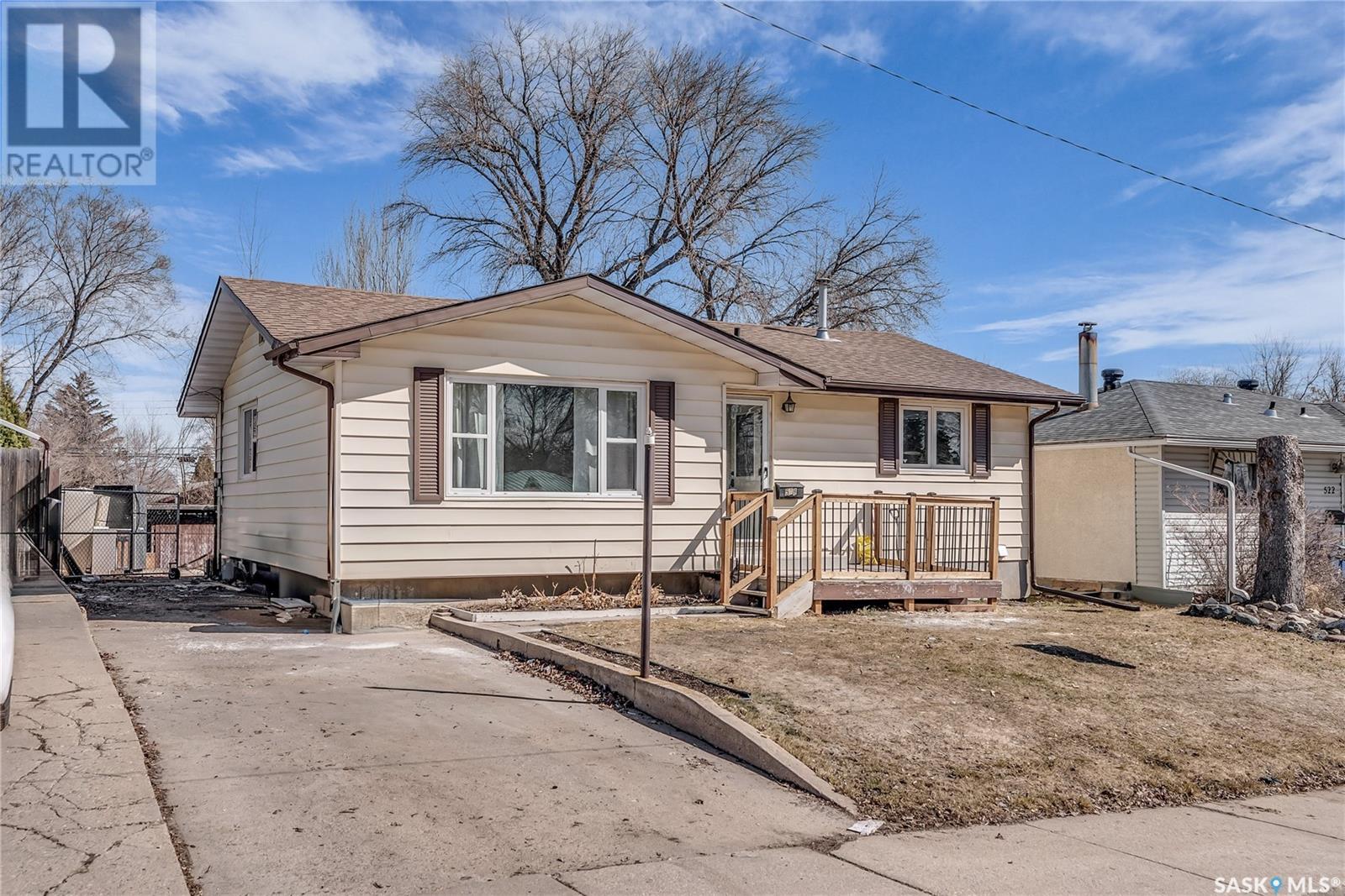 518 T AVENUE S, saskatoon, Saskatchewan
