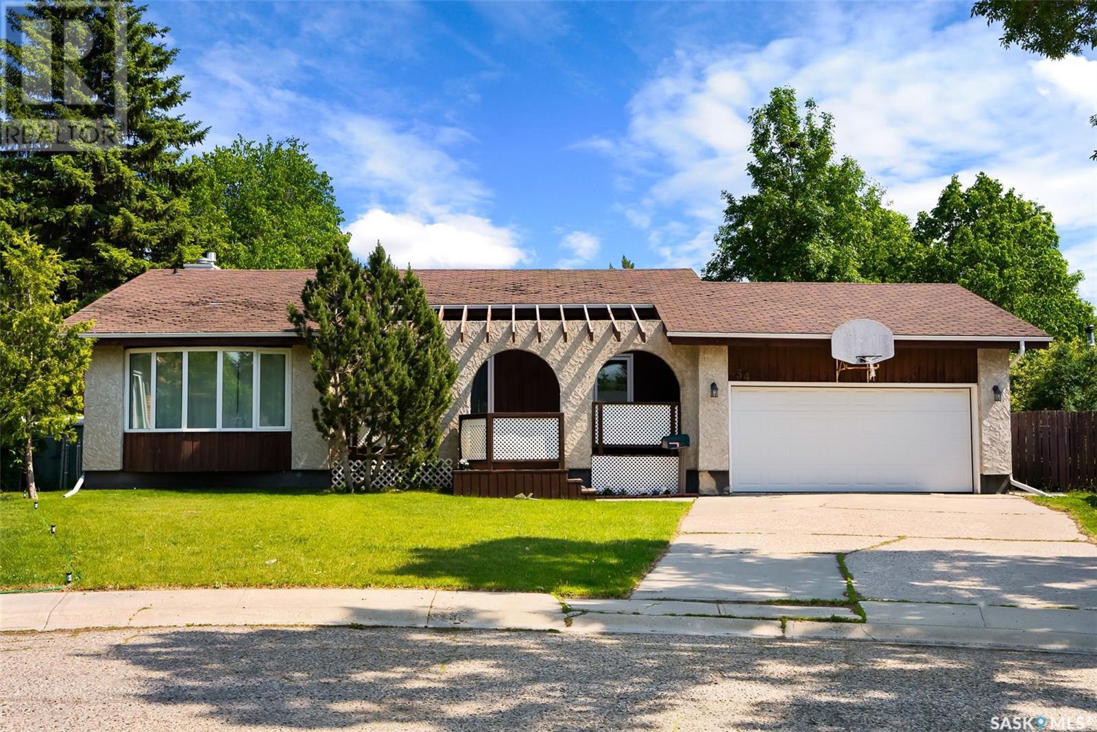 34 Balgonie BAY, regina, Saskatchewan