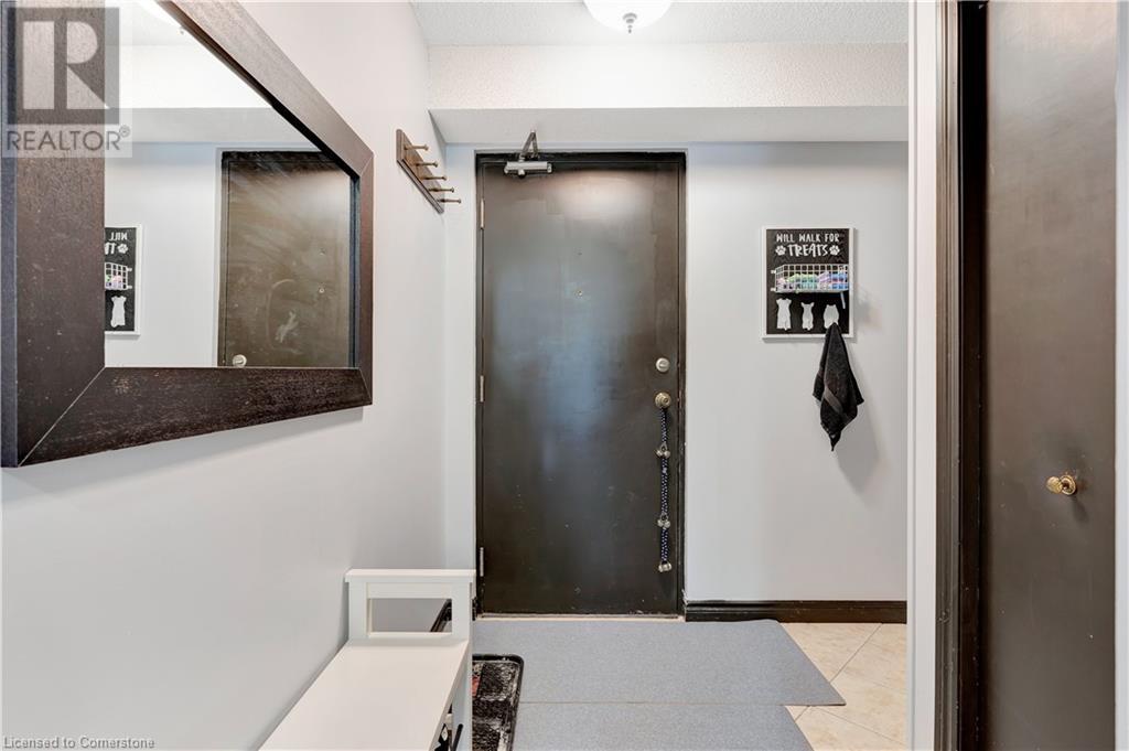 401 Erb Street Unit# 203, Waterloo, Ontario  N2L 1W5 - Photo 9 - 40740238