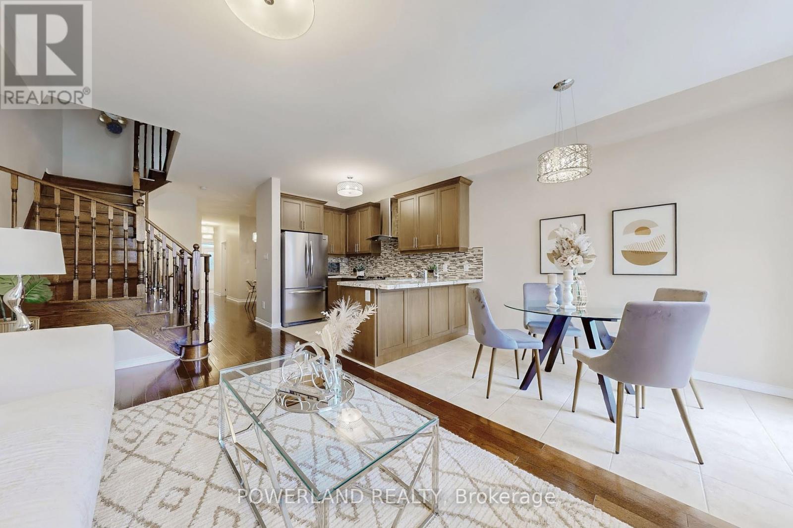111 Spruce Pine Crescent, Vaughan, Ontario  L6A 0X7 - Photo 14 - N12213146